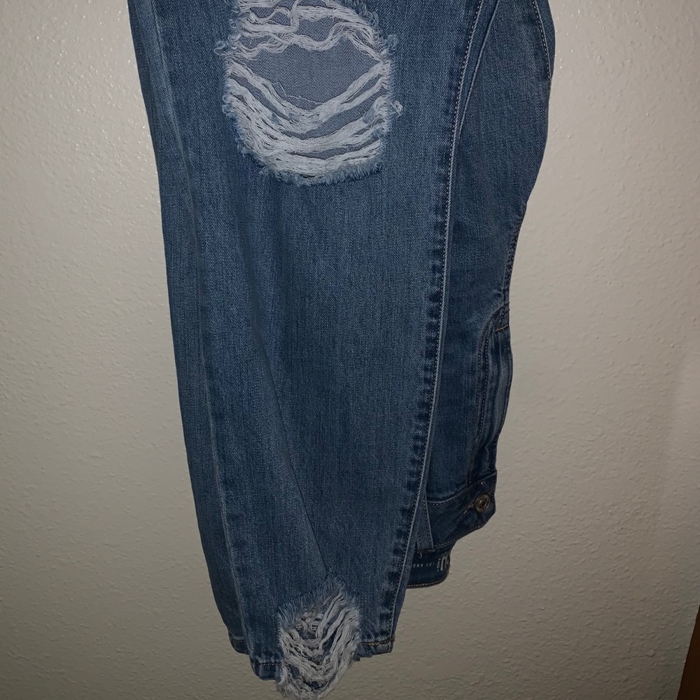 Light wash jeans